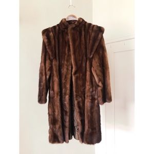 Mahogany Vintage Mink Coat : Size S